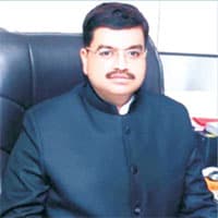 MR. VINAY SINGH
